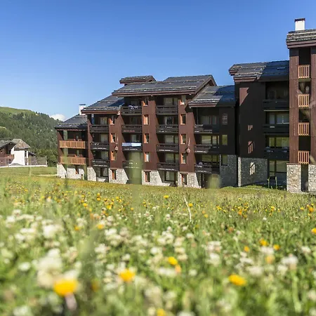 Résidence Pierre&vacances Les Des Arolles 3*