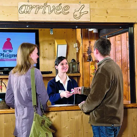 Résidence Pierre&vacances Les Des Arolles 3*